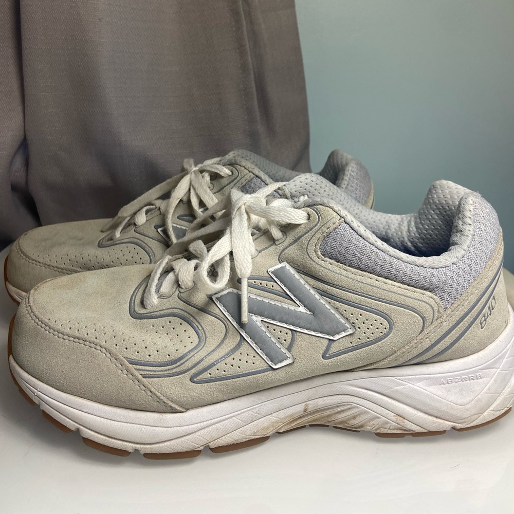 New Balance Women's WW840v2 Walking Shoe - Picture 2 of 7
